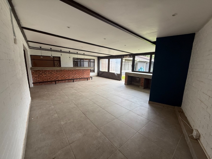 5 Bedroom Property for Sale in Bayswater Free State